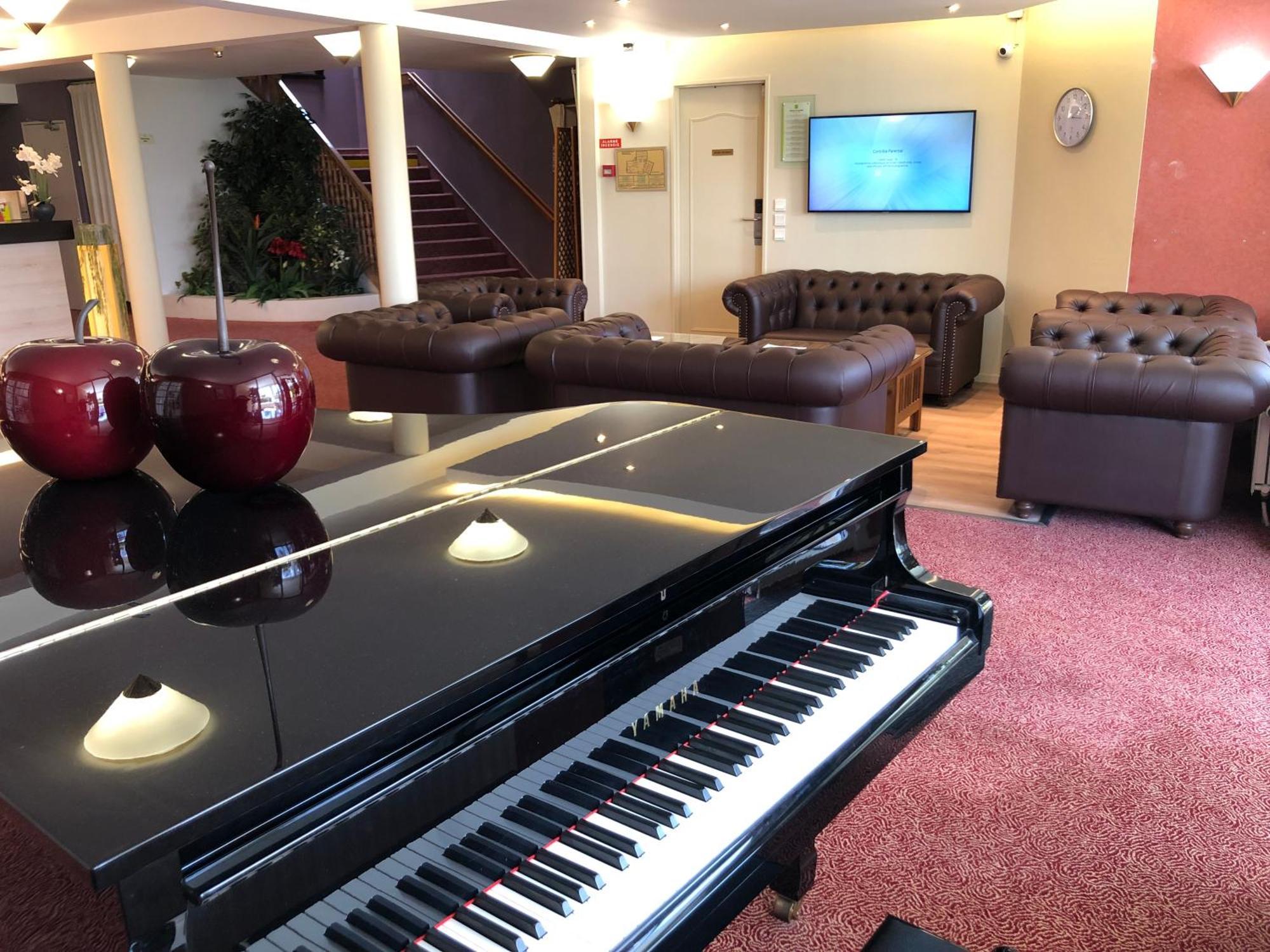 Pacy-sur-Eure Hotel Altina מראה חיצוני תמונה
