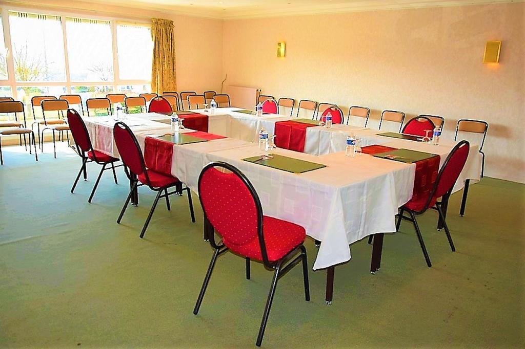 Pacy-sur-Eure Hotel Altina מראה חיצוני תמונה