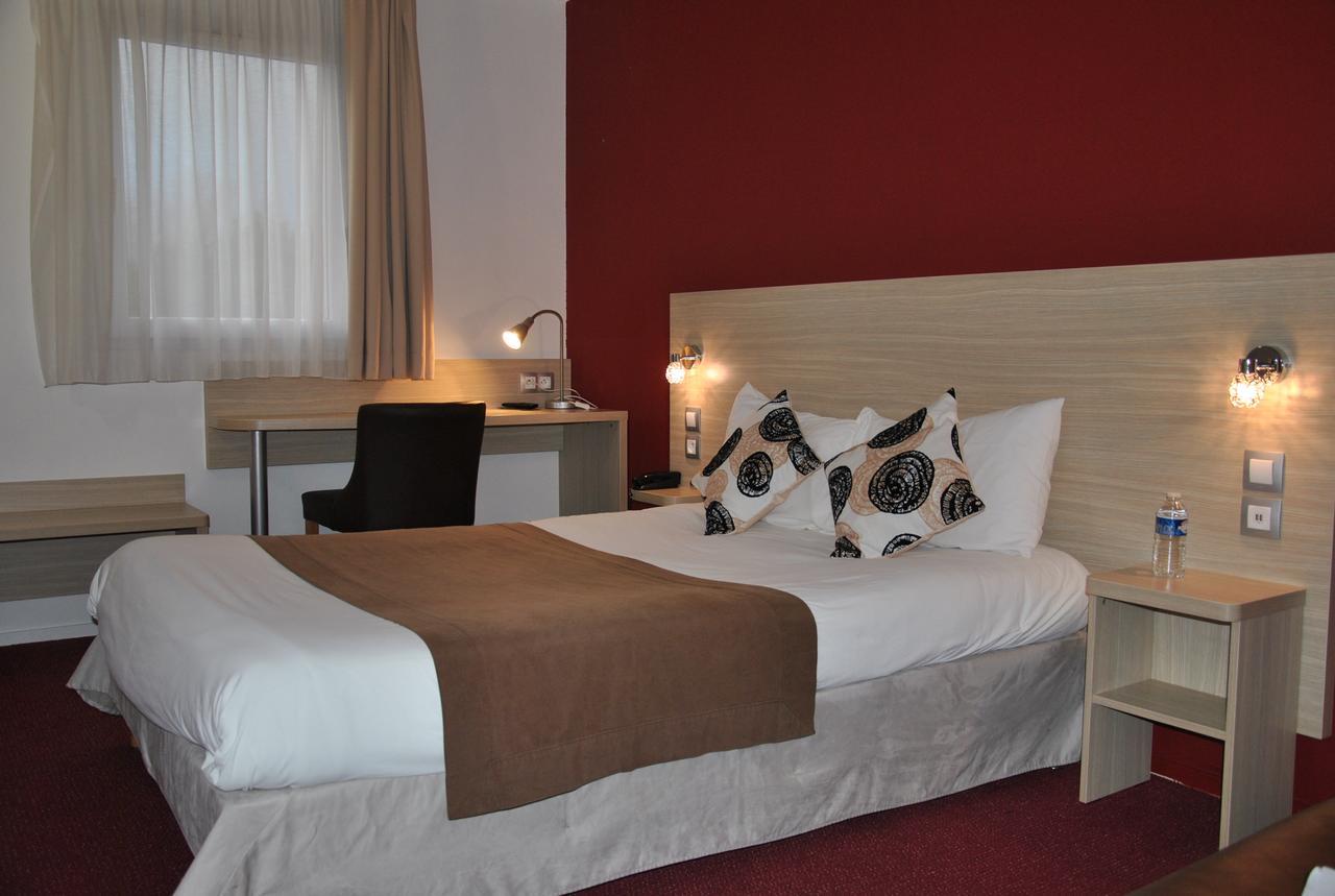 Pacy-sur-Eure Hotel Altina מראה חיצוני תמונה
